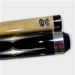 PURE X TECHNOLOGY HXT90 POOL CUE 18oz. w/ CASE